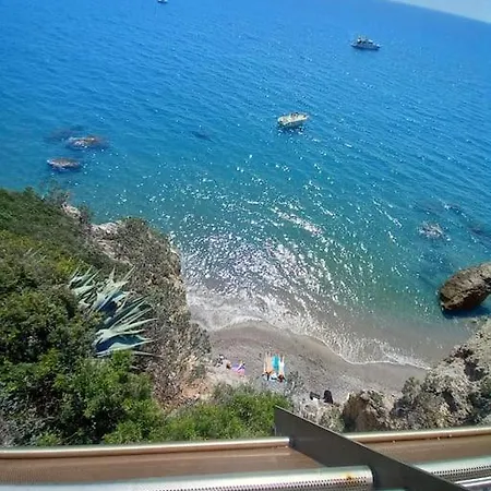 Casa Tra Cielo E Mare